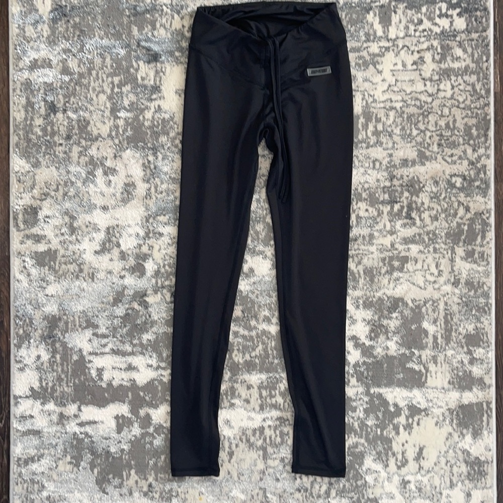 Black Bo + Tee Sprint leggings